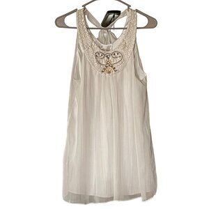 Beige by eci women's ivory sleevess top size Large beaded neckline, lined